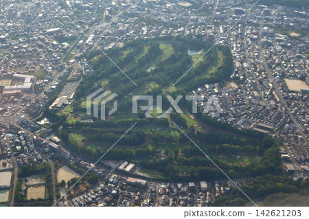 Narumi Country Club, a golf course located in a residential area of Nagoya. Narumi Country Club, a golf course located in a residential area of Nagoya. 142621203
