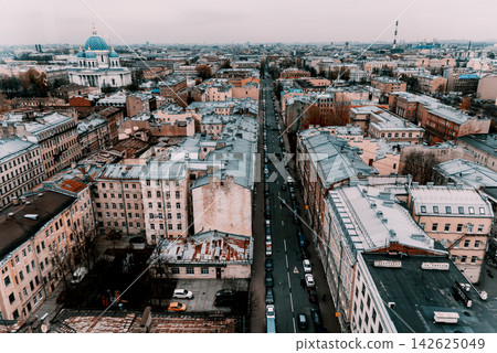 Saint Petersburg, View of wide avenue street and rooftops Saint Petersburg, View of wide avenue street and rooftops 142625049