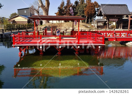 築後市,小豬神社,真司池:水中的心 築後市,小豬神社,真司池:水中的心 142628261