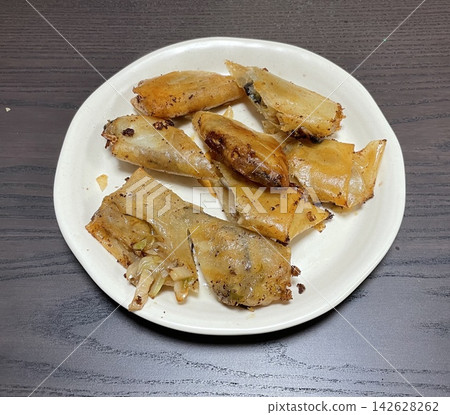 Delicious homemade spring rolls Delicious homemade spring rolls 142628262