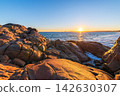 Encounter Bay sunset viewed from Port Elliot shoreline, South Australia 142630307