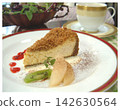 Cheesecake and fruit 142630564