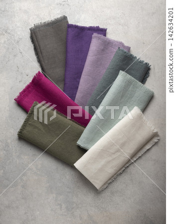 Colorful Set of 8 Linen Napkins Fan Array Colorful Set of 8 Linen Napkins Fan Array 142634201