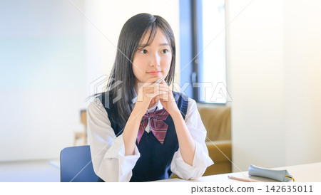 學習 念書 教育 142635011