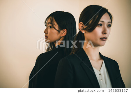 女生 女孩 女性 142635137