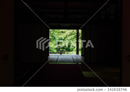 【滋賀縣東近江市】金剛林寺妙珠院:窗外景色 【滋賀縣東近江市】金剛林寺妙珠院:窗外景色 142638746