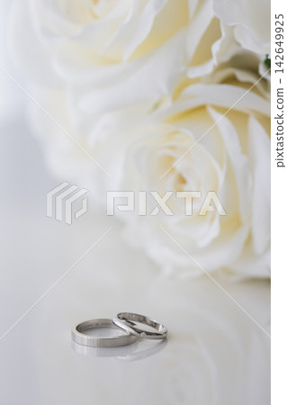 可當背景的結婚戒指圖片 可當背景的結婚戒指圖片 142649925
