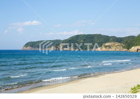 Scenery of Uradome Coast in summer Tottori Prefecture Uradome Coast Scenery of Uradome Coast in summer Tottori Prefecture Uradome Coast 142650329