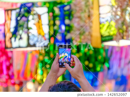 Let's save Tanabata photos on our smartphones. Let's save Tanabata photos on our smartphones. 142652097
