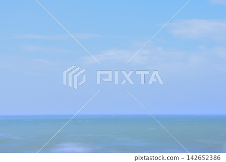 A turbulent sea and an ambiguous horizon, smoothly rendered with long exposure. A turbulent sea and an ambiguous horizon, smoothly rendered with long exposure. 142652386