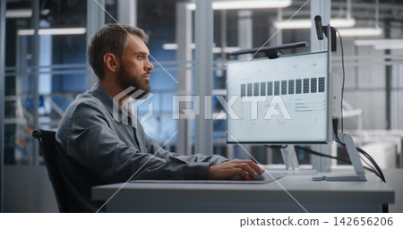 Server Rack Indicators and Real Time Infrastructure Metrics in Data Center Server Rack Indicators and Real Time Infrastructure Metrics in Data Center 142656206