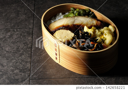 Grilled black cod in Saikyo miso bento box Grilled black cod in Saikyo miso bento box 142658221