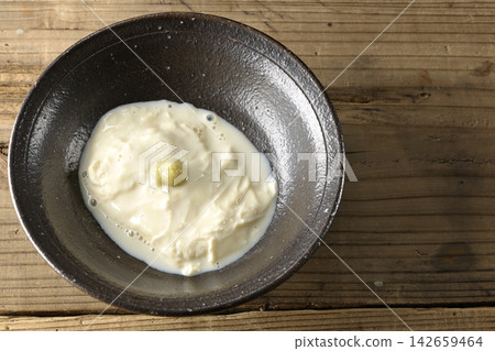 新鮮腐竹(豆腐皮)單張照片 新鮮腐竹(豆腐皮)單張照片 142659464