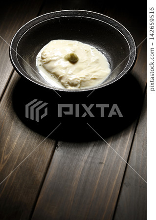 新鮮腐竹(豆腐皮)單張照片 新鮮腐竹(豆腐皮)單張照片 142659516