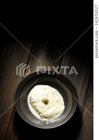 新鮮腐竹(豆腐皮)單張照片 新鮮腐竹(豆腐皮)單張照片 142659527