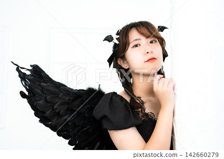 Fallen angel cosplay Fallen angel cosplay 142660279