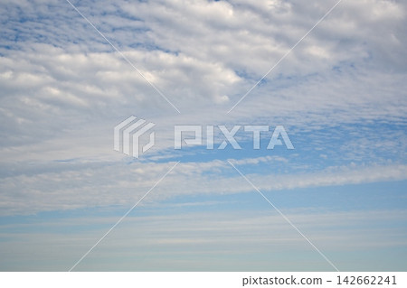 多雲天空 多雲天空 142662241