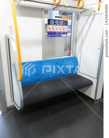 列車優先座位藍色 142664089