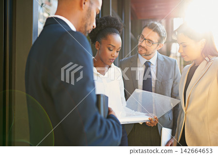 Outdoor, men and women with document, teamwork and reading paperwork for planning of project and deal. Collaboration, employees and executive in discussion for meeting, banker and file for corporate Outdoor, men and women with document, teamwork and reading paperwork for planning of project and deal. Collaboration, employees and executive in discussion for meeting, banker and file for corporate 142664653
