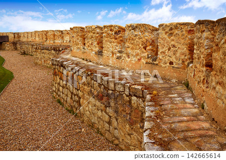 Zamora muralla fortress wall in Spain 142665614