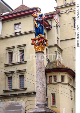 Anna Seiler fountain (Anna-Seiler-Brunnen) in the old city of Bern, Switzerland. The fountain was built in 1545-1546. Author Hans Ging Anna Seiler fountain (Anna-Seiler-Brunnen) in the old city of Bern, Switzerland. The fountain was built in 1545-1546. Author Hans Ging 142666015