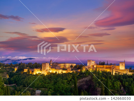 Alhambra sunset in Granada of Spain Alhambra sunset in Granada of Spain 142668030