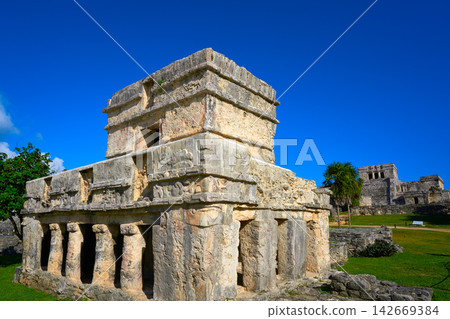 Tulum Mayan city ruins in Riviera Maya Tulum Mayan city ruins in Riviera Maya 142669384