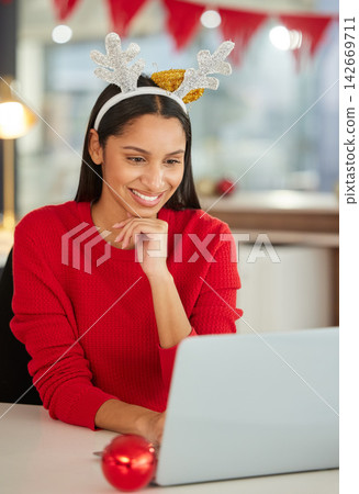 Smile, Christmas and woman with laptop in office for gift idea, festive planning or advertising. Marketing, business and employee with technology at desk for sales research, online feedback or review 142669711