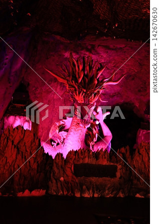 Enoshima: The Dragon God of Iwaya (Second Iwaya), a place of faith in Enoshima Enoshima: The Dragon God of Iwaya (Second Iwaya), a place of faith in Enoshima 142670630
