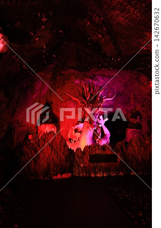 Enoshima: The Dragon God of Iwaya (Second Iwaya), a place of faith in Enoshima Enoshima: The Dragon God of Iwaya (Second Iwaya), a place of faith in Enoshima 142670632
