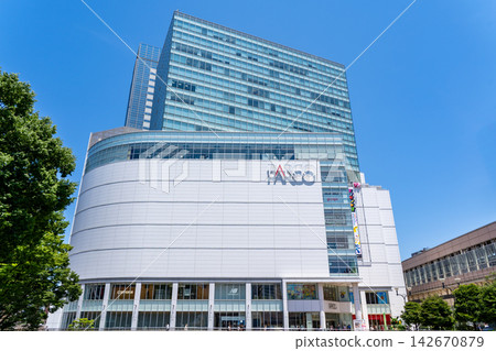 仙台 PARCO 主樓(PARCO)是位於 JR 仙台站前的購物中心,旨在與當地社區共同創造。 仙台 PARCO 主樓(PARCO)是位於 JR 仙台站前的購物中心,旨在與當地社區共同創造。 142670879