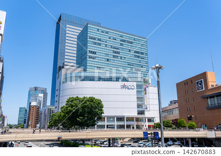 Sendai PARCO Main Building (PARCO) is a shopping mall in front of JR Sendai Station that aims for co-creation with the local community. Sendai PARCO Main Building (PARCO) is a shopping mall in front of JR Sendai Station that aims for co-creation with the local community. 142670883