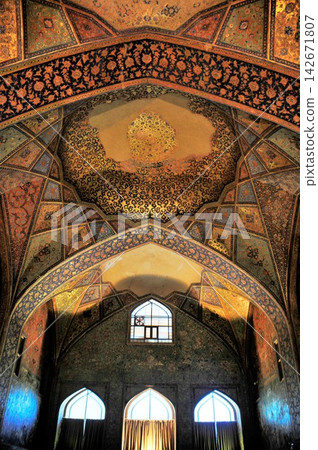Iran, Isfahan, Forty Pillars Palace, Chehel Sotoun Garden Museum, Throne Room Iran, Isfahan, Forty Pillars Palace, Chehel Sotoun Garden Museum, Throne Room 142671807