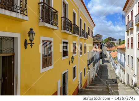 Famous Chalk Street, with its colonial-style houses Famous Chalk Street, with its colonial-style houses 142672742
