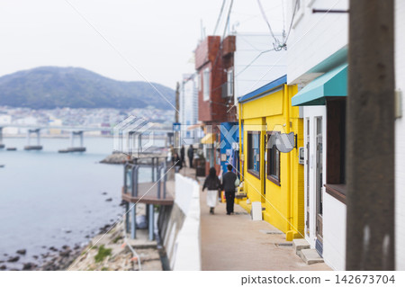 Huinnyeoul Culture village, Busan city, South Korea, Yeongseon-dong, Yeongdo District, Busan, view of streets and multicoloured houses of seaside town, Huinnyeoul-gil, Republic of Korea travel 142673704
