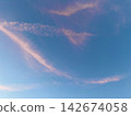 Sky at dusk 142674058