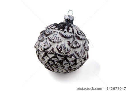 Vintage Silver and White Pine Cone Christmas Bauble Vintage Silver and White Pine Cone Christmas Bauble 142675047