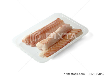 Fresh Raw Salmon Loin Fillets on Supermarket Tray 142675052