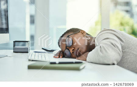 Black woman, desk and sleeping with glasses in fatigue, burnout or overworked at office. Tired African, female person or exhausted business employee resting on table for nap from stress or depression Black woman, desk and sleeping with glasses in fatigue, burnout or overworked at office. Tired African, female person or exhausted business employee resting on table for nap from stress or depression 142678069