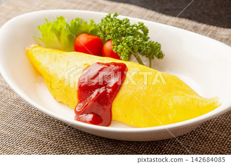 Omelette rice Omelette rice 142684085