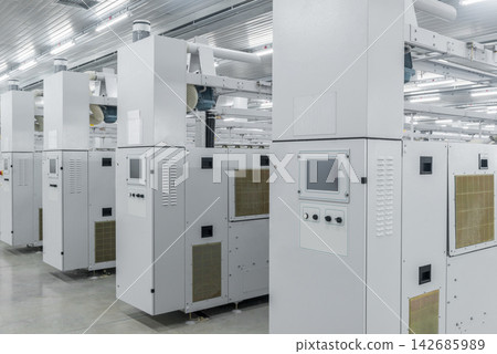 Industrial Manufacturing Machinery in Clean Modern Factory Industrial Manufacturing Machinery in Clean Modern Factory 142685989