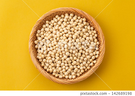 Soybean yellow back Soybean yellow back 142689198