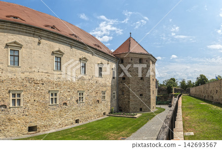 Fagaras Fortress Inner Courtyard Tower Ramparts View Transylvania Romania Fagaras Fortress Inner Courtyard Tower Ramparts View Transylvania Romania 142693567