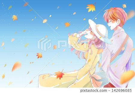 一男一女並肩在戶外，在藍天下開心地笑著。 142696085