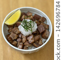 香煎豬肉飯（家常菜） 142696784