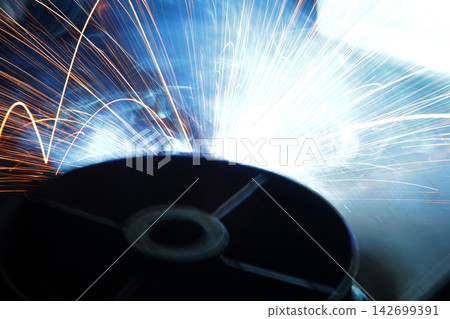 Welding Welding 142699391