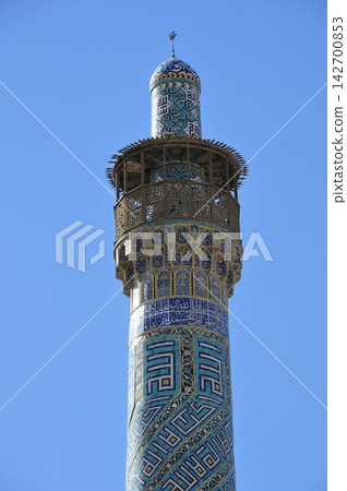 Iran, Isfahan, Imam Square, Imam Mosque, minaret decorated with tiles Iran, Isfahan, Imam Square, Imam Mosque, minaret decorated with tiles 142700853