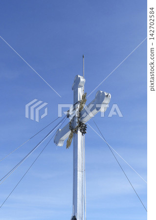 Summit cross of Wallberg mountain, Bavaria, Germany Summit cross of Wallberg mountain, Bavaria, Germany 142702584