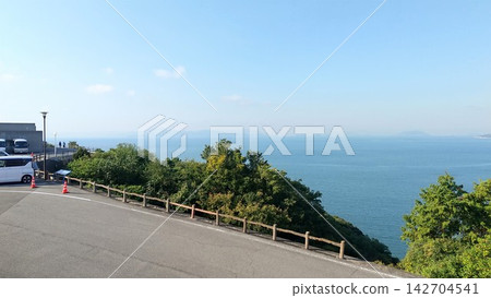 一座小山,可欣賞海景 一座小山,可欣賞海景 142704541
