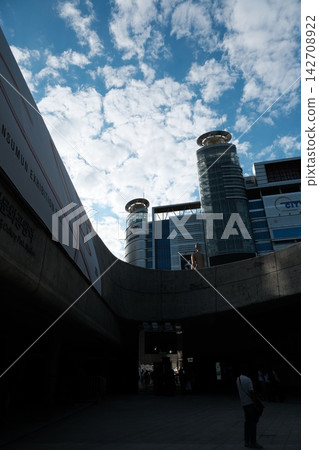 DDP Dongdaemun Design Plaza, South Korea DDP Dongdaemun Design Plaza, South Korea 142708922